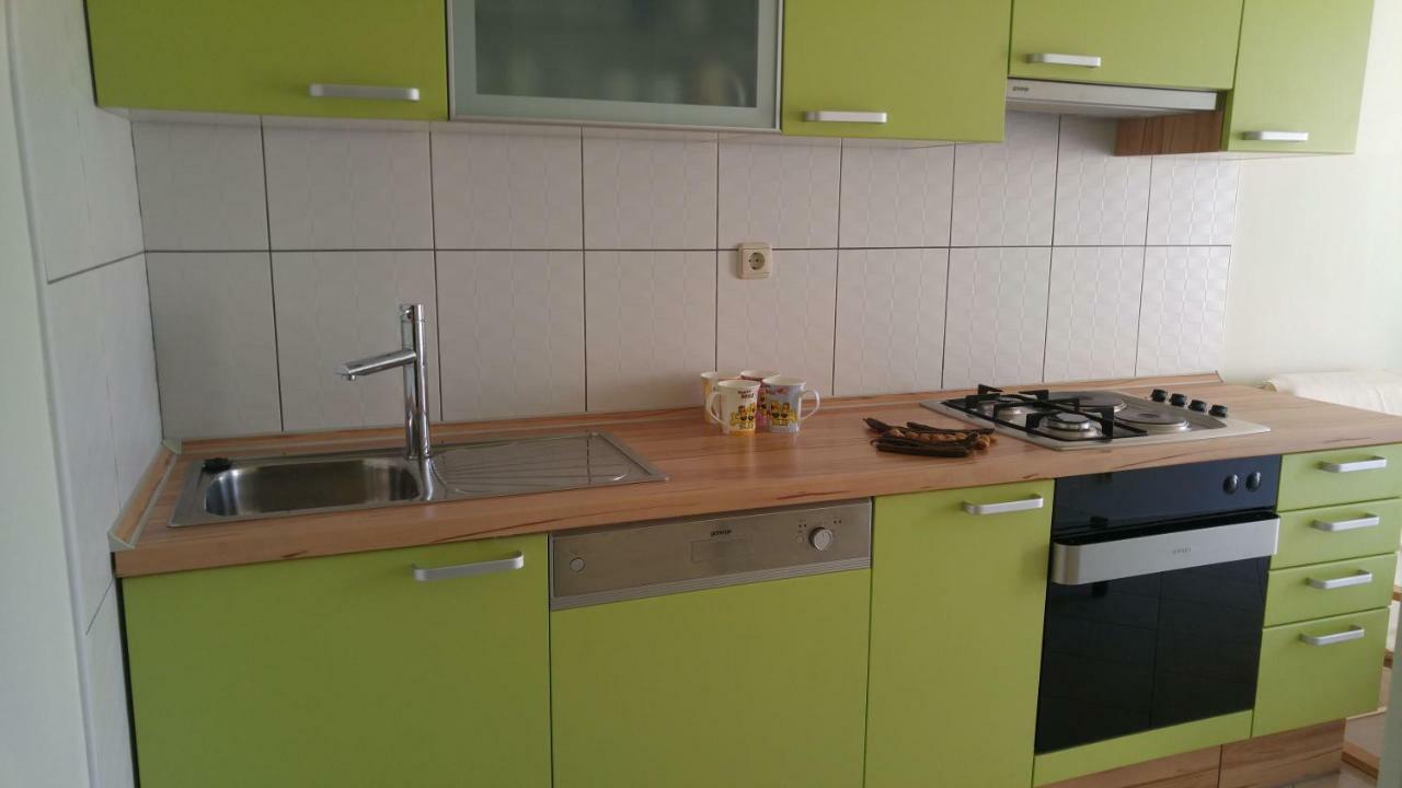 Two Bedroom Apartment Near Beach And Center Split Kültér fotó